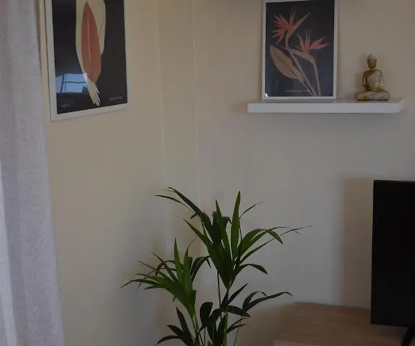 아파트 Kallias House *