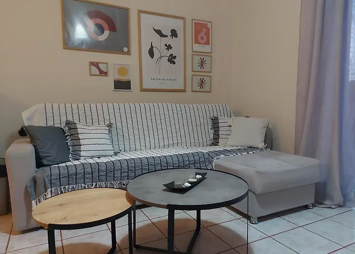 Kallias House * 클레마스티