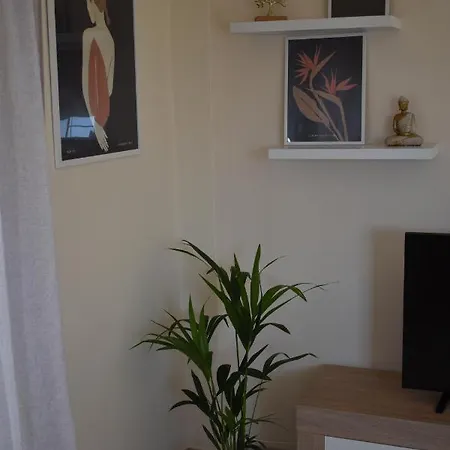 Apartment Kallias House *